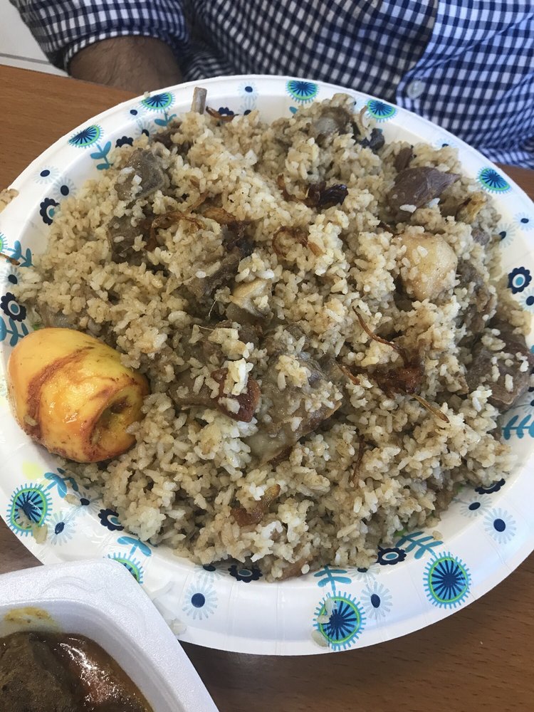 Kacchi biryani plate